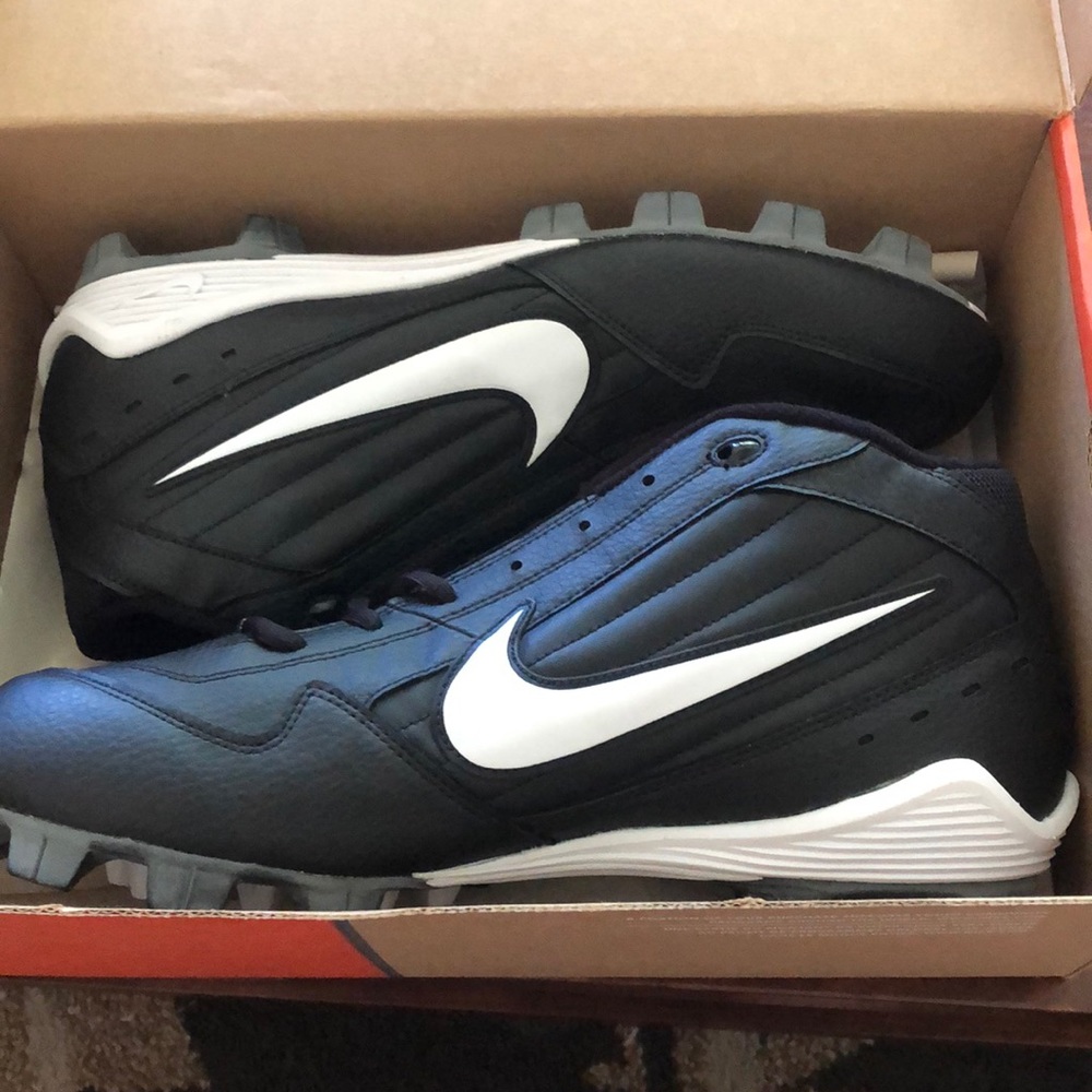 Nike men’s cleats
